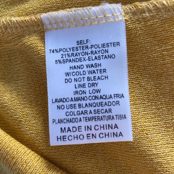 Listicle Women’s Off Shoulder Cold Shoulder Sweater Top Large Golden Yellow NWT - Picture 6 of 9